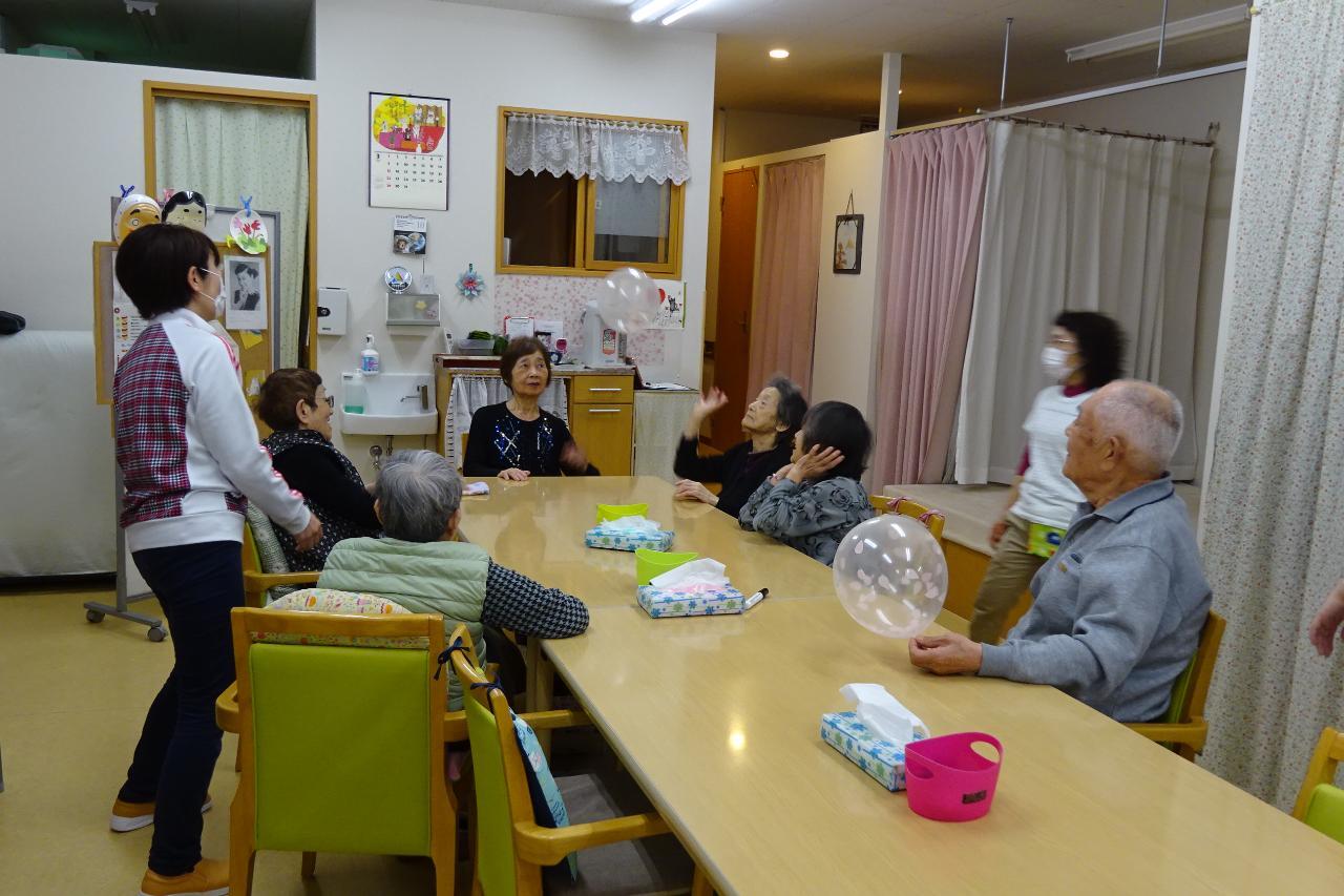 風船バレーゲーム